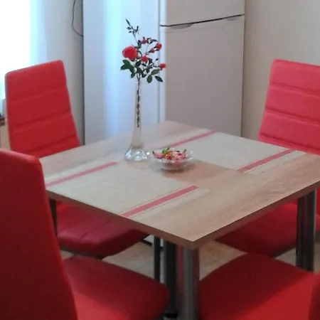Affordable Avelina With Grill Appartamento *